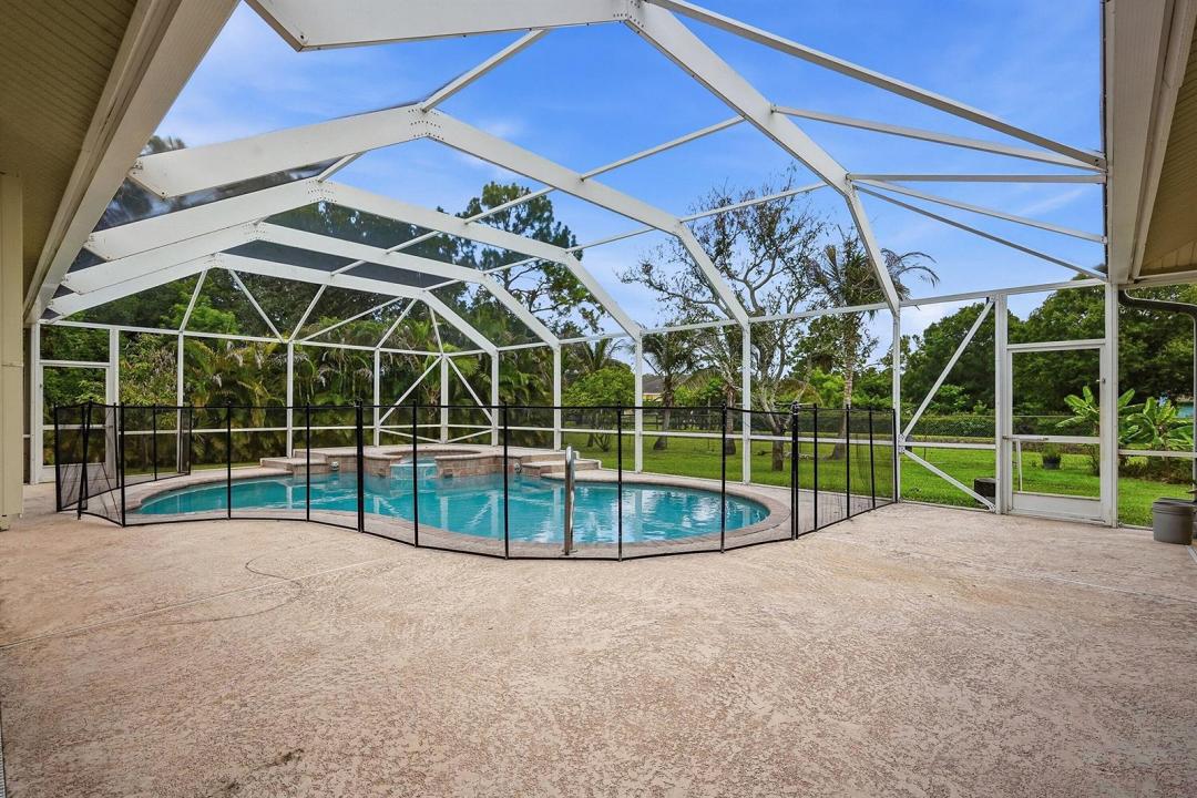 13882 43rd N Road, Royal Palm Beach, Florida 33411, USA