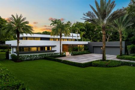 7502 SW 102nd St, Pinecrest, Florida 33156, USA