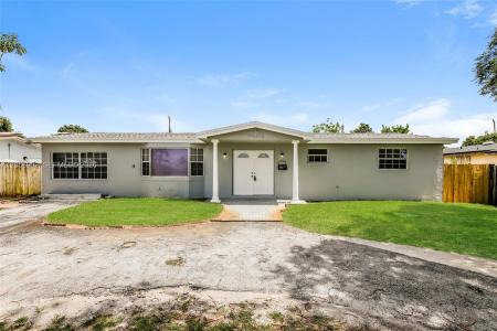 7171 SW 10th Ct, Pembroke Pines, Florida 33023, USA