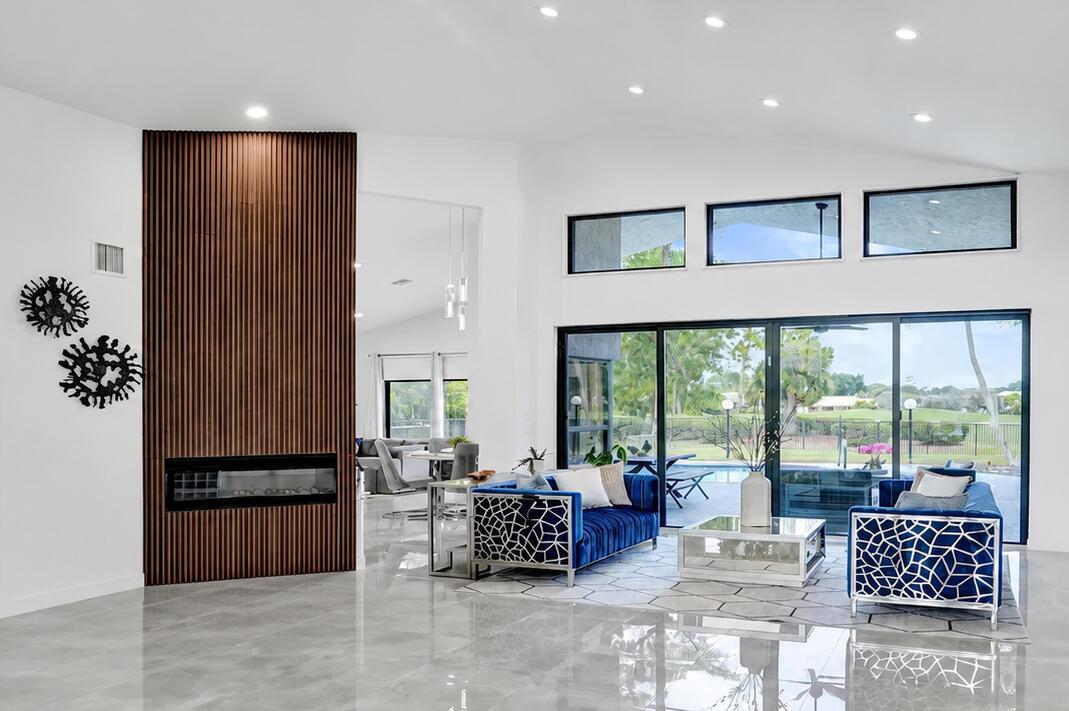 10875 Boca Woods Lane, Boca Raton, Florida 33428, USA