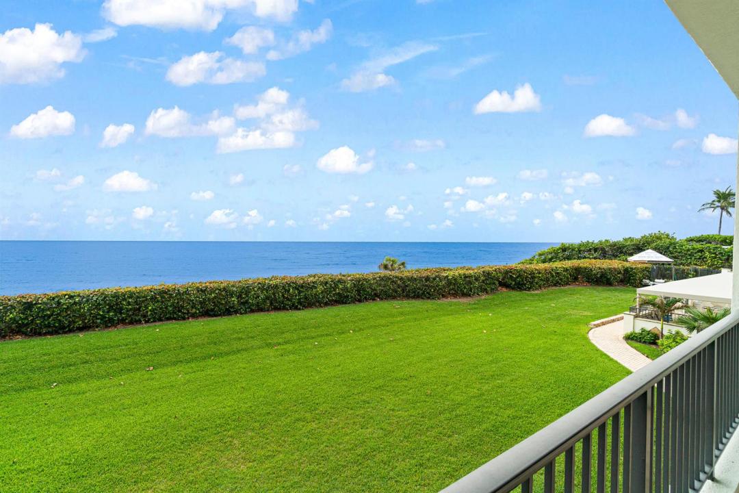 800 Ocean Drive 204, Juno Beach, Floride 33408, États-Unis