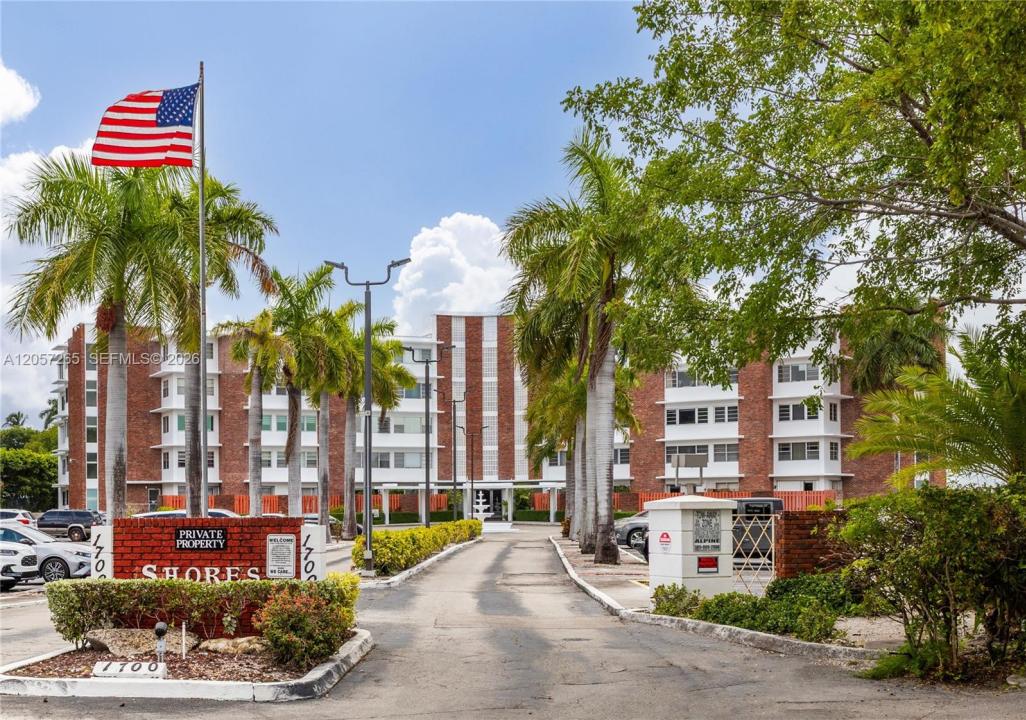 1700 NE 105th St 214, Miami Shores, Florida 33138, Stati Uniti