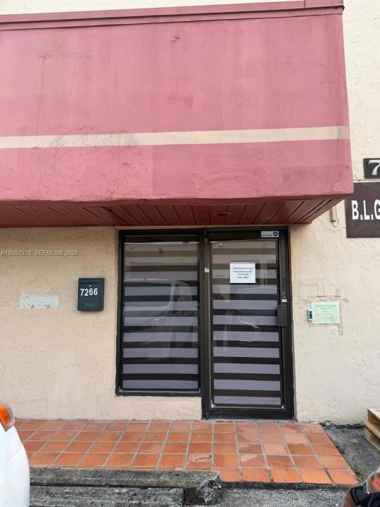 7266 NW 70th St, Miami, פלורידה 33166, ארצות הברית של אמריקה