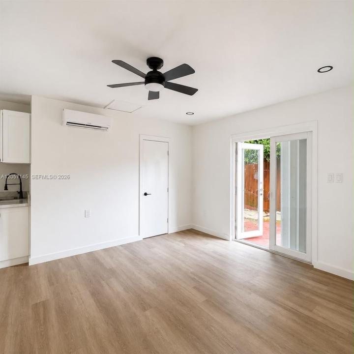 1461 NE 56th St 1-3, Fort Lauderdale, Floride 33334, États-Unis