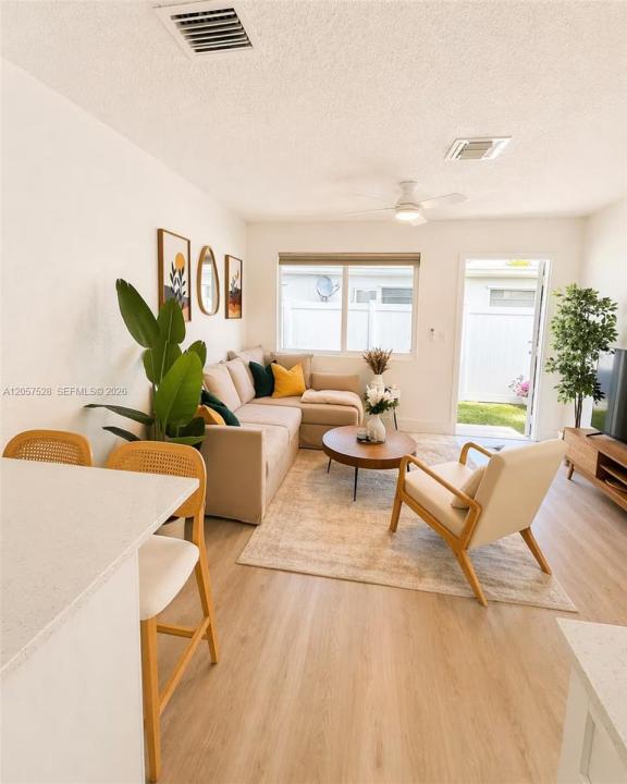 5712 Mayo St 2, Hollywood, Floride 33023, États-Unis