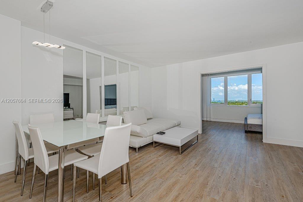 2301 Collins Ave 1528, Miami Beach, Floride 33139, États-Unis