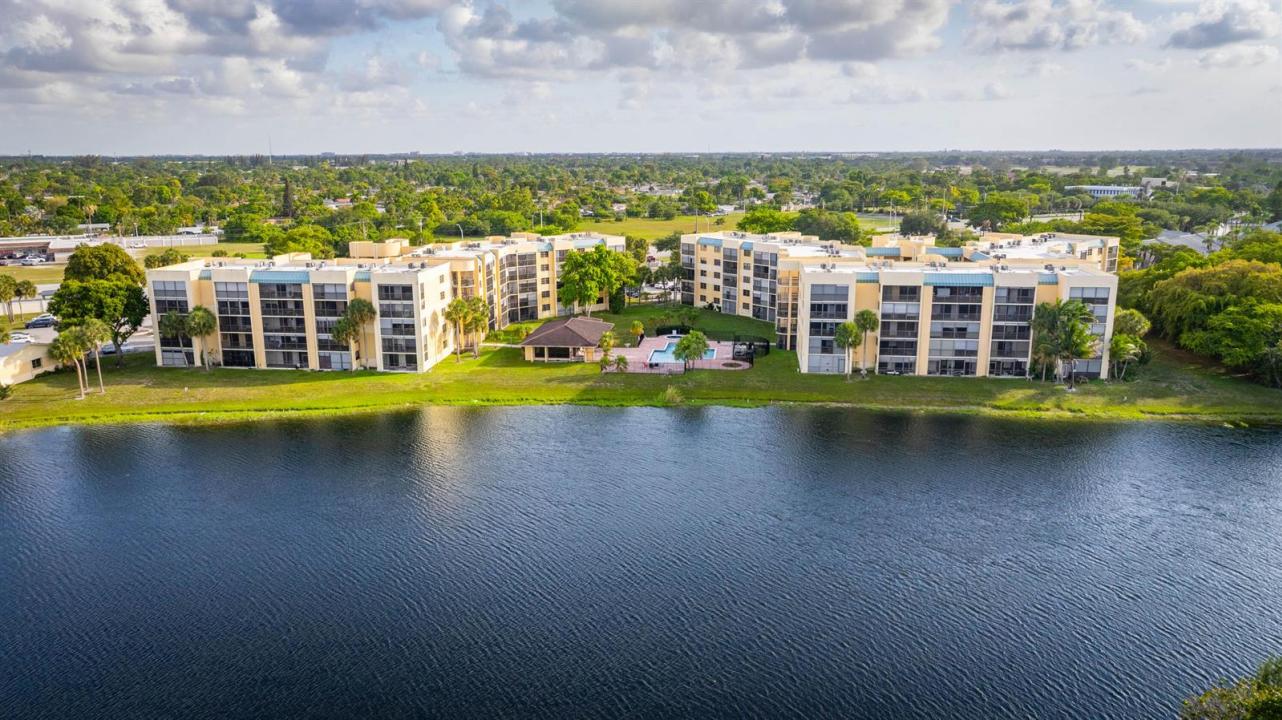 6475 W OAKLAND PARK Boulevard 505, Lauderhill, Floride 33313, États-Unis