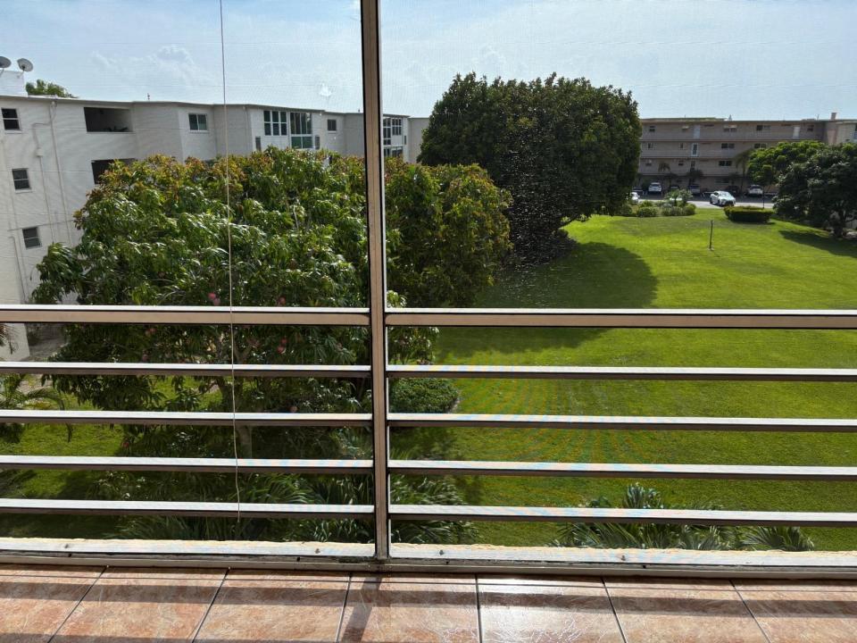 2615 NE 3RD Court 402, Boynton Beach, Floryda 33435, USA