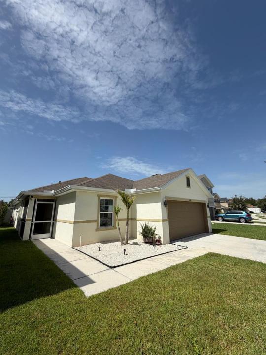 5670 NW Pine Trail Circle, Port St. Lucie, Floride 34983, États-Unis