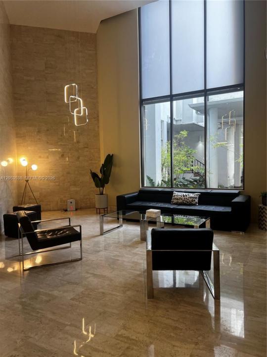2750 NE 183rd St 807, Aventura, Florida 33160, Stati Uniti