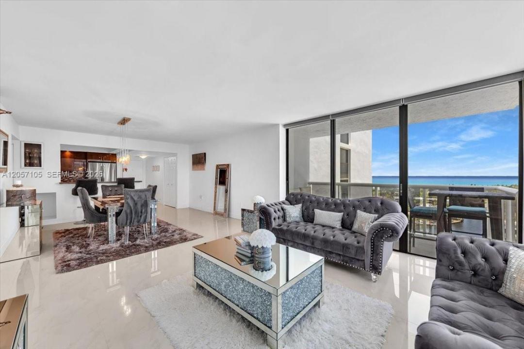20515 E Country Club Dr 2048, Aventura, 플로리다 33180, 미국