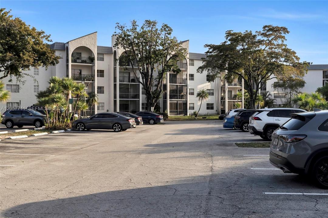 3300 Spanish Moss Ter 106, Lauderhill, Florida 33319, Stati Uniti