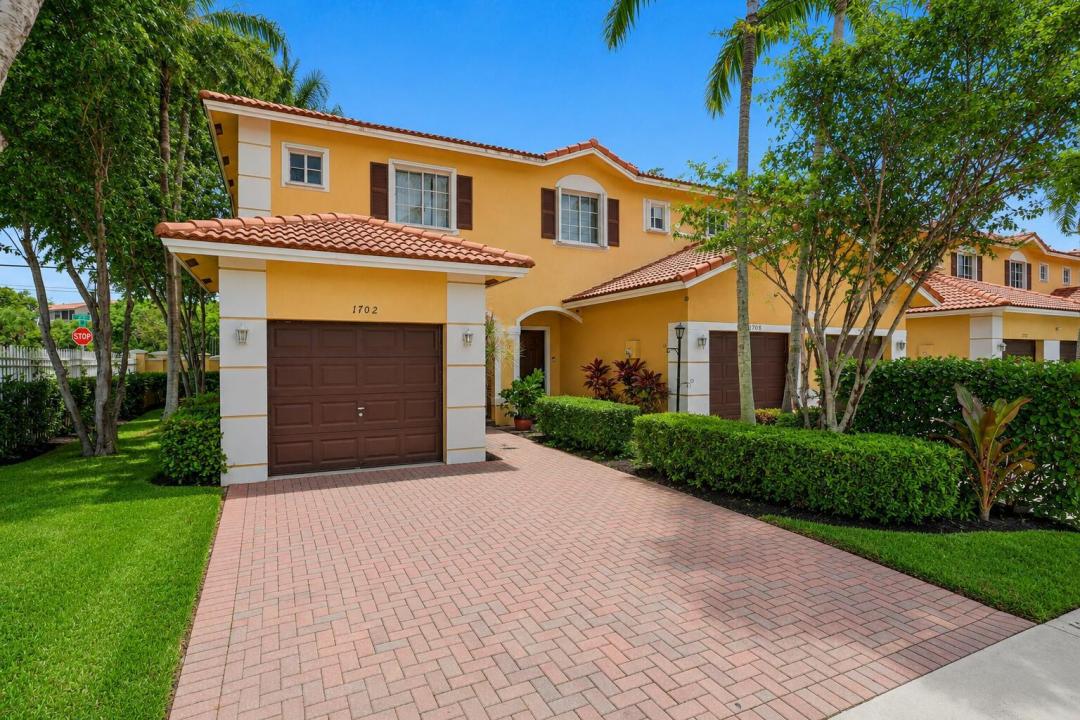 1702 SW 81ST Terrace, North Lauderdale, Floride 33068, États-Unis