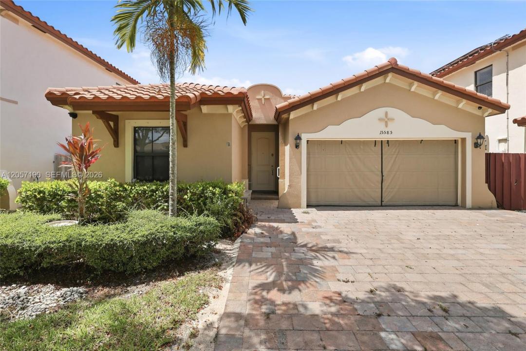 15585 SW 176th Ter, Miami, Floride 33187, États-Unis