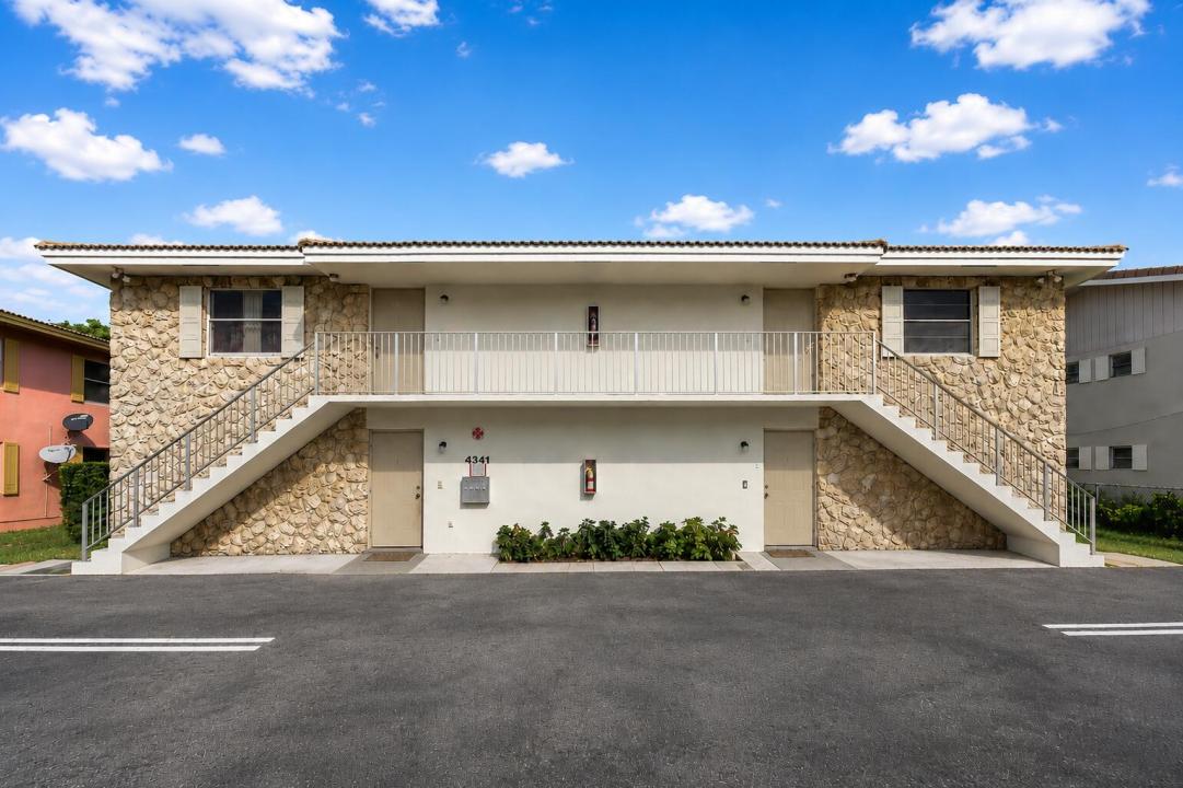4341 RIVERSIDE Drive A-D, Coral Springs, Floride 33065, États-Unis
