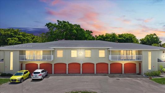 5850 NW 57th Ave 7, Tamarac, Florida 33319, USA