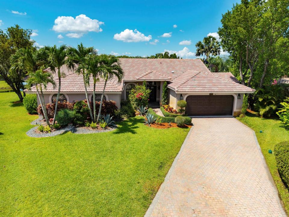 12020 NW 2nd Drive, Coral Springs, Florida 33071, USA