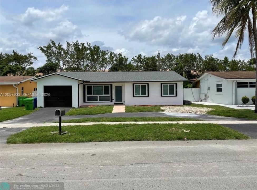 11371 NW 32nd Mnr, Sunrise, Floride 33323, États-Unis