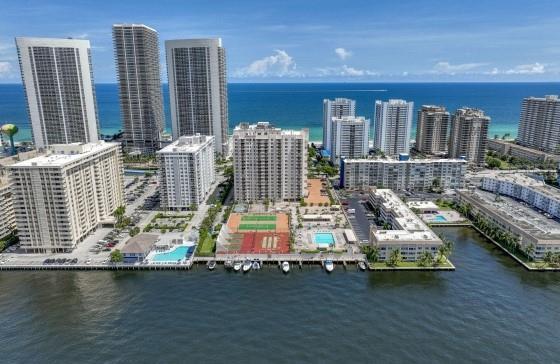 1865 S Ocean Drive 17h, Hallandale Beach, Floride 33009, États-Unis