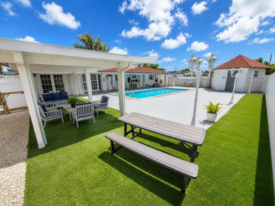 7120 SW 13TH Street, Pembroke Pines, 플로리다 33023, 미국