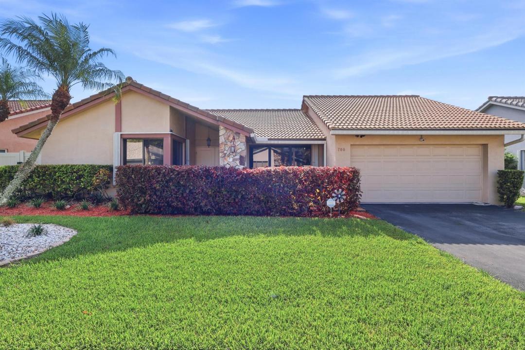 700 NW 102ND Way, Plantation, Flórida 33324, Estados Unidos