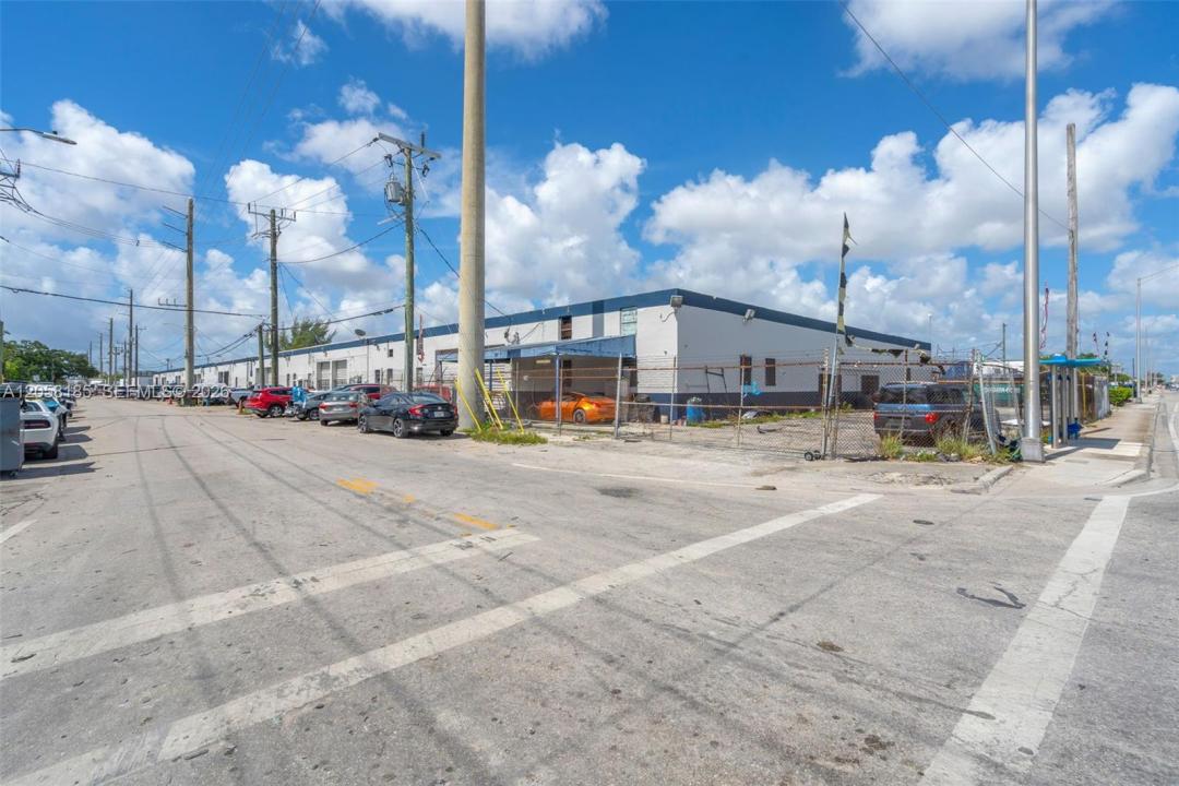 3500 NW 54th St, Miami, Floride 33142, États-Unis
