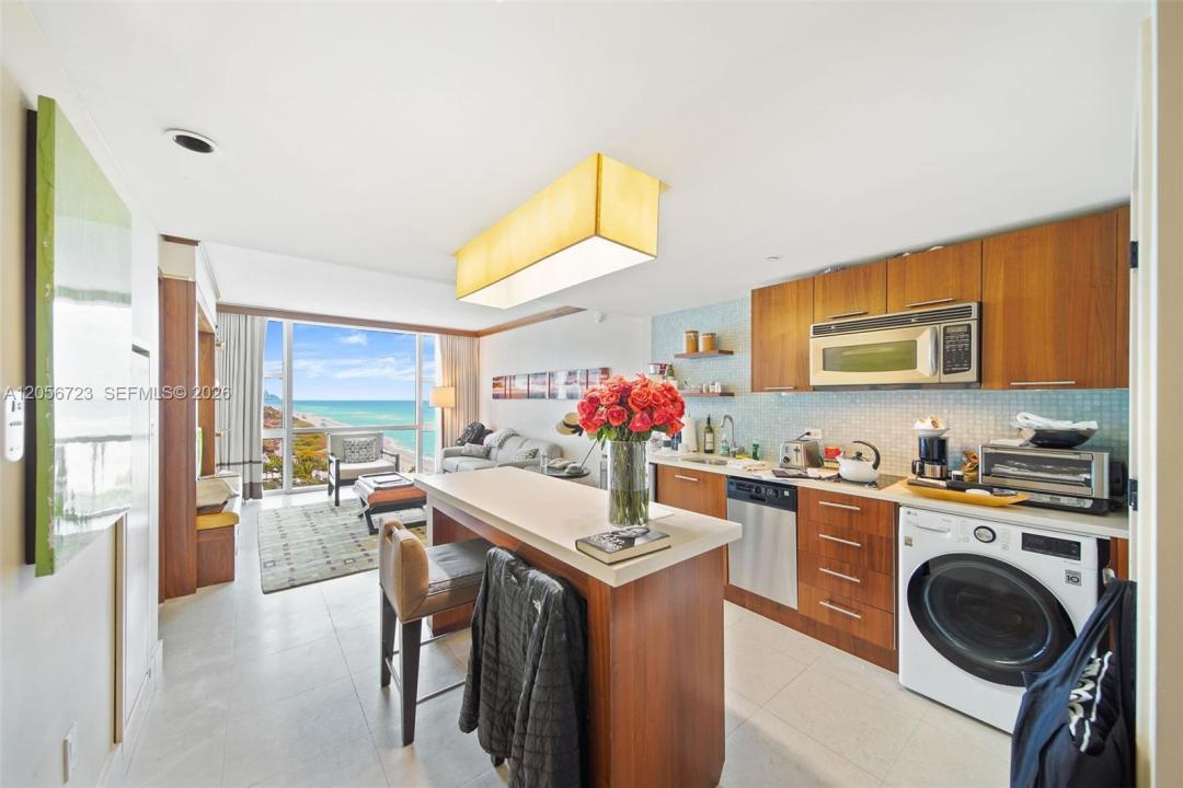 6801 Collins Ave 1015, Miami Beach, Floride 33141, États-Unis