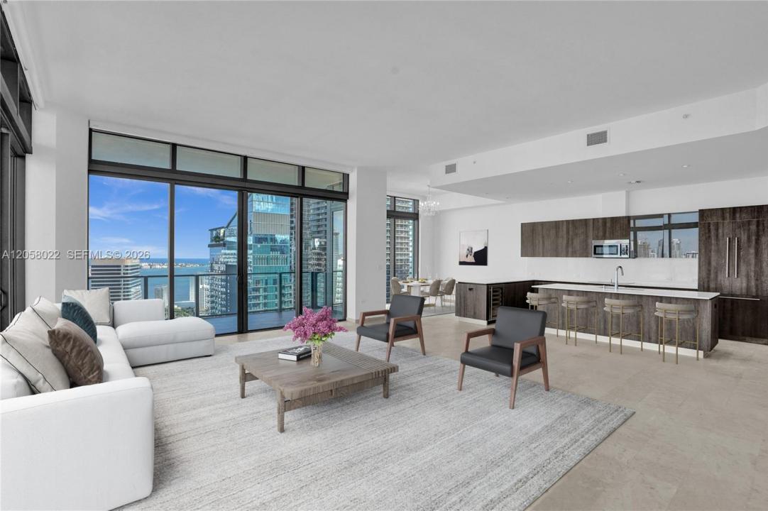 88 SW 7th St 4011, Miami, Florida 33130, Stati Uniti
