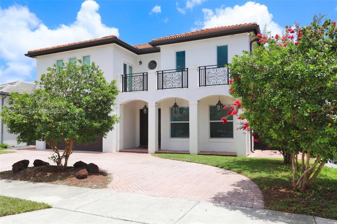 15270 SW 115th Ter, Miami, Florida 33196, USA
