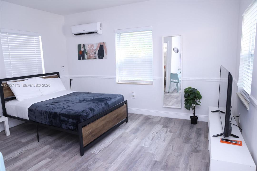 1109 SW 37th Ave 15, Miami, Florida 33135, Stati Uniti