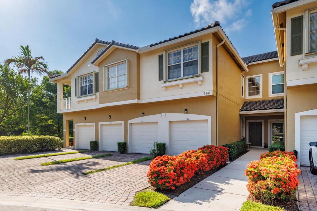 1560 SE Sheffield Terrace 102, Stuart, Floride 34994, États-Unis