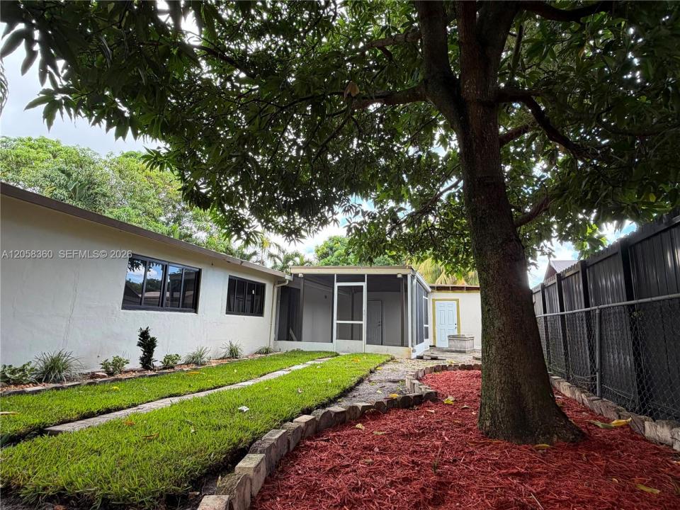 450 NW 140th St, Miami, Florida 33168, Stati Uniti