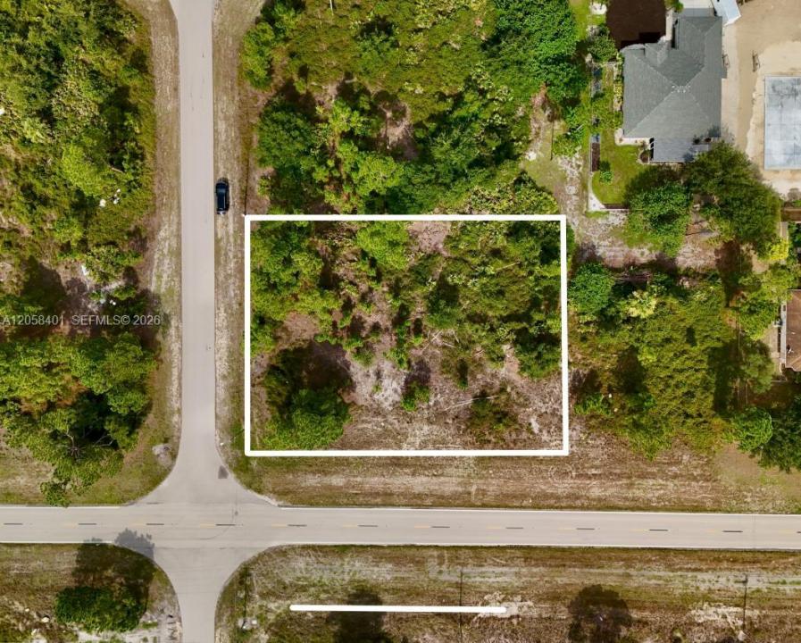 1041 COLUMBUS BLVD, Lehigh Acres, Florida 33974, USA