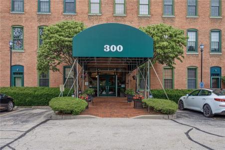 300 Front Street 512, Pawtucket, Rhode Island 02860, USA