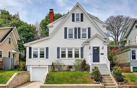 35 Sheffield Avenue, Pawtucket, Rhode Island 02860, USA