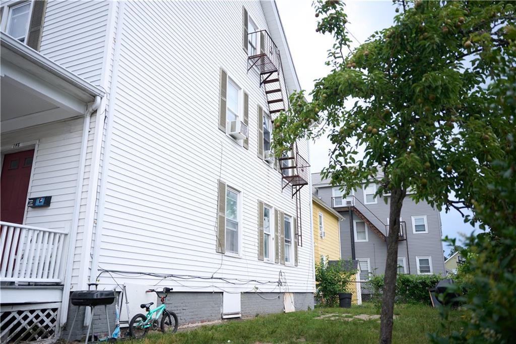146 Pond Street, Pawtucket, Rhode Island 02860, USA