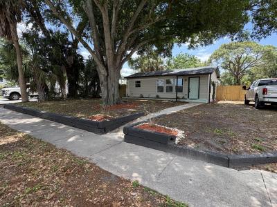 6948 DARTMOUTH N Avenue, St. Petersburg, Floride 33710, États-Unis