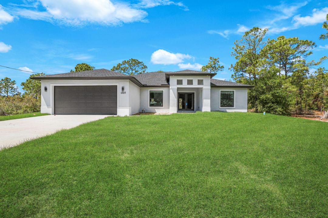 3201 35TH W Street, Lehigh Acres, Florida 33971