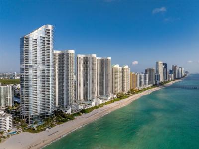 Sunny Isles Beach, Florida 33160, USA