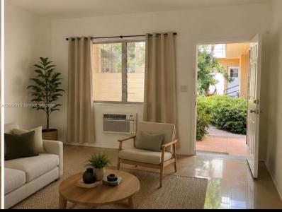 7333 Byron Ave 7331, Miami Beach, Florida 33141, USA