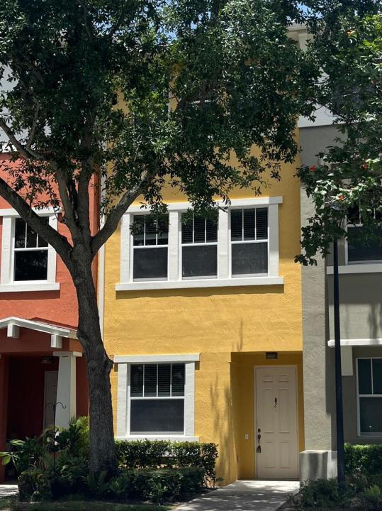 767 MILLBRAE Court 2, West Palm Beach, Florida 33401, Stati Uniti