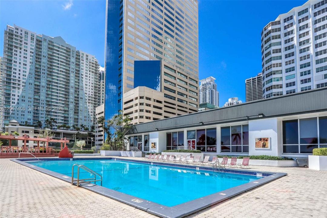 825 Brickell Bay Dr 1151, Miami, Floryda 33131, USA