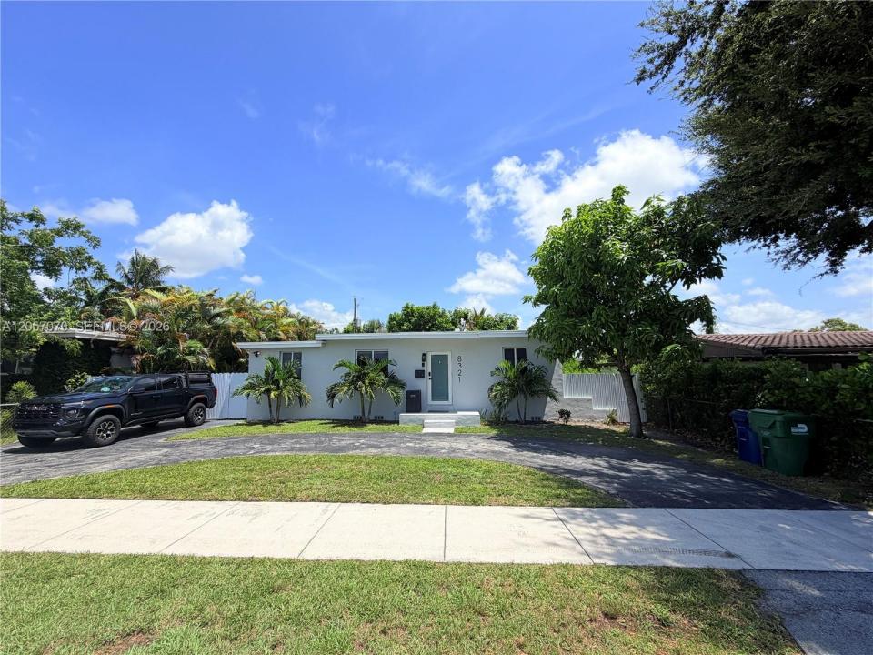 8321 SW 46th St, Miami, Florida 33155, USA