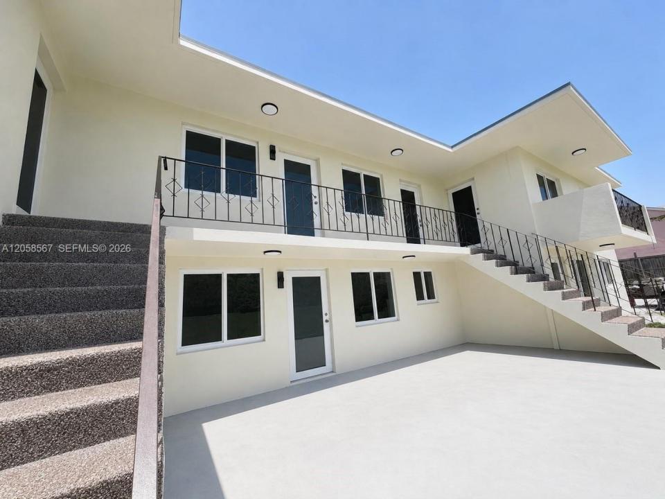 721 SW 3rd St 1, Miami, Floride 33130, États-Unis