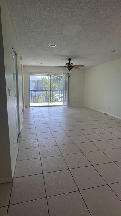 905 Southridge Road 204a, Delray Beach, Florida 33444, USA