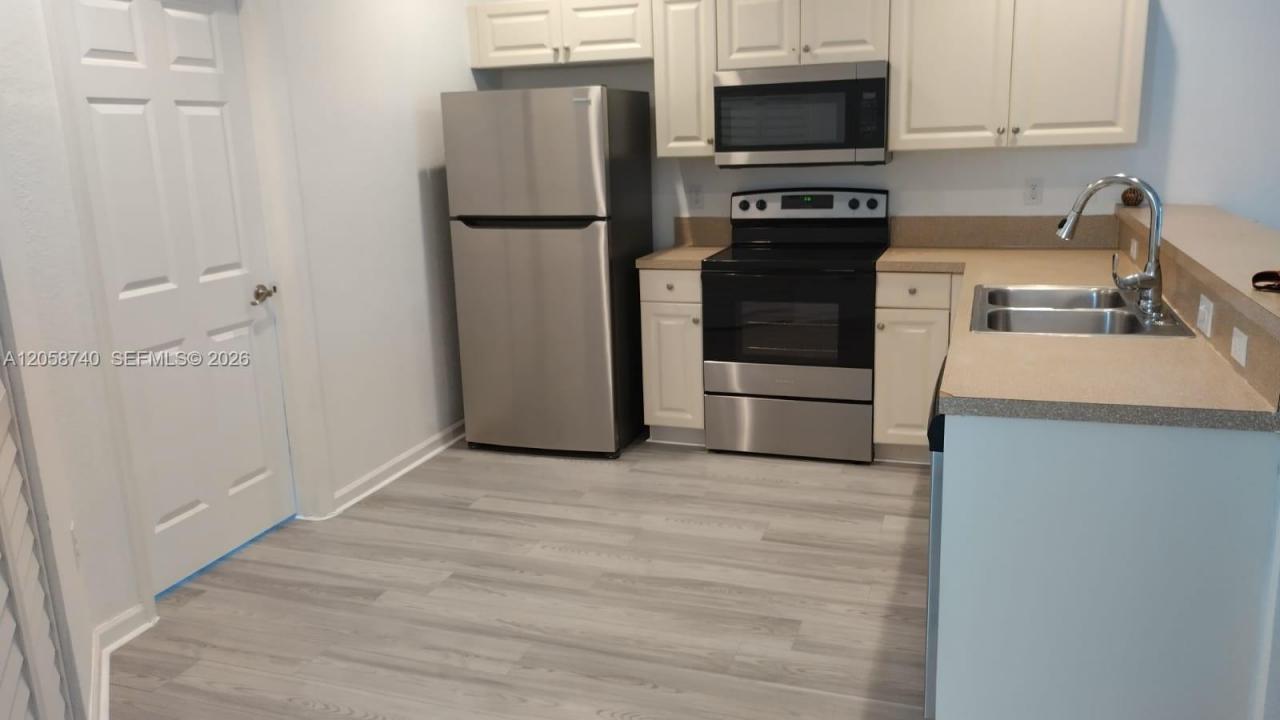 1960 Freeport Ln 1960, Riviera Beach, Florida 33404, Stati Uniti