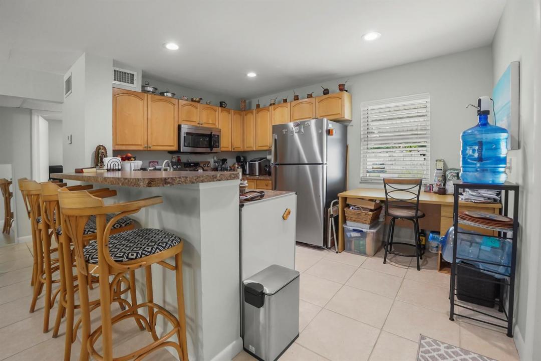 3231 Vassallo Avenue, Palm Springs, Florida 33461, Stati Uniti