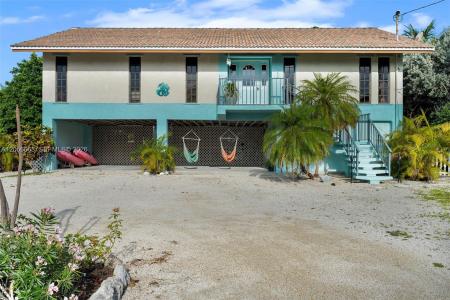 422 Calle Limon, Marathon, Florida 33050, USA