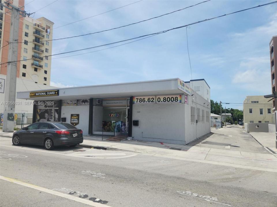 1410 SW 1st St 1420, Miami, Floride 33135, États-Unis
