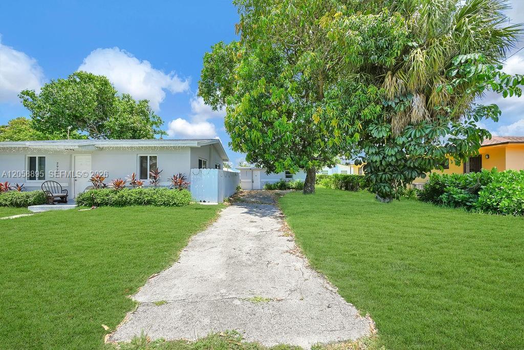 2925 NW 63rd St, Miami, Florida 33147, Stati Uniti